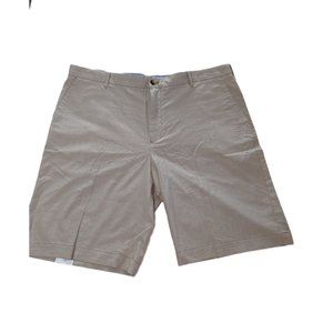 Izod Newport Oxford Shors Size 42